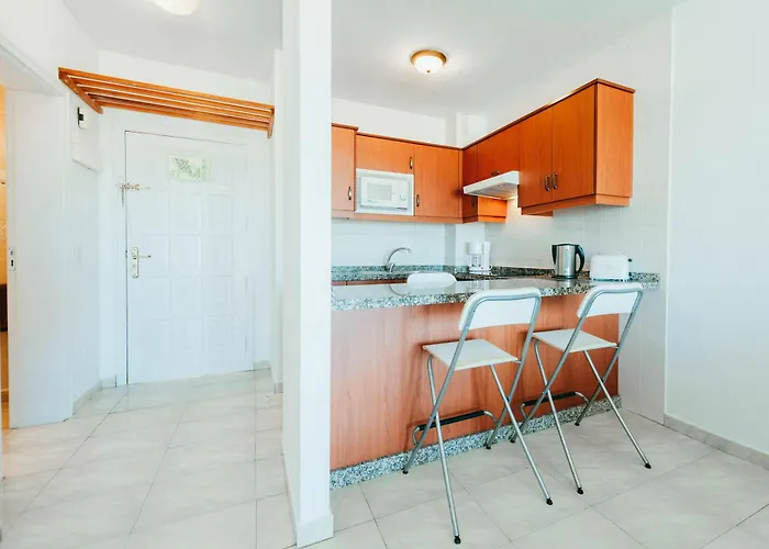 Residencial Neptuno Hotel *